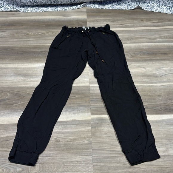 Vero moda jogger style black pants size 34 Euro - Picture 1 of 10
